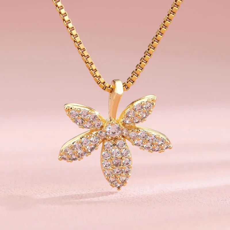 Elegant Shiny Maple Leaf Flower Stainless Steel Plating Inlay Zircon 18K Gold Plated Pendant Necklace_colorza_8