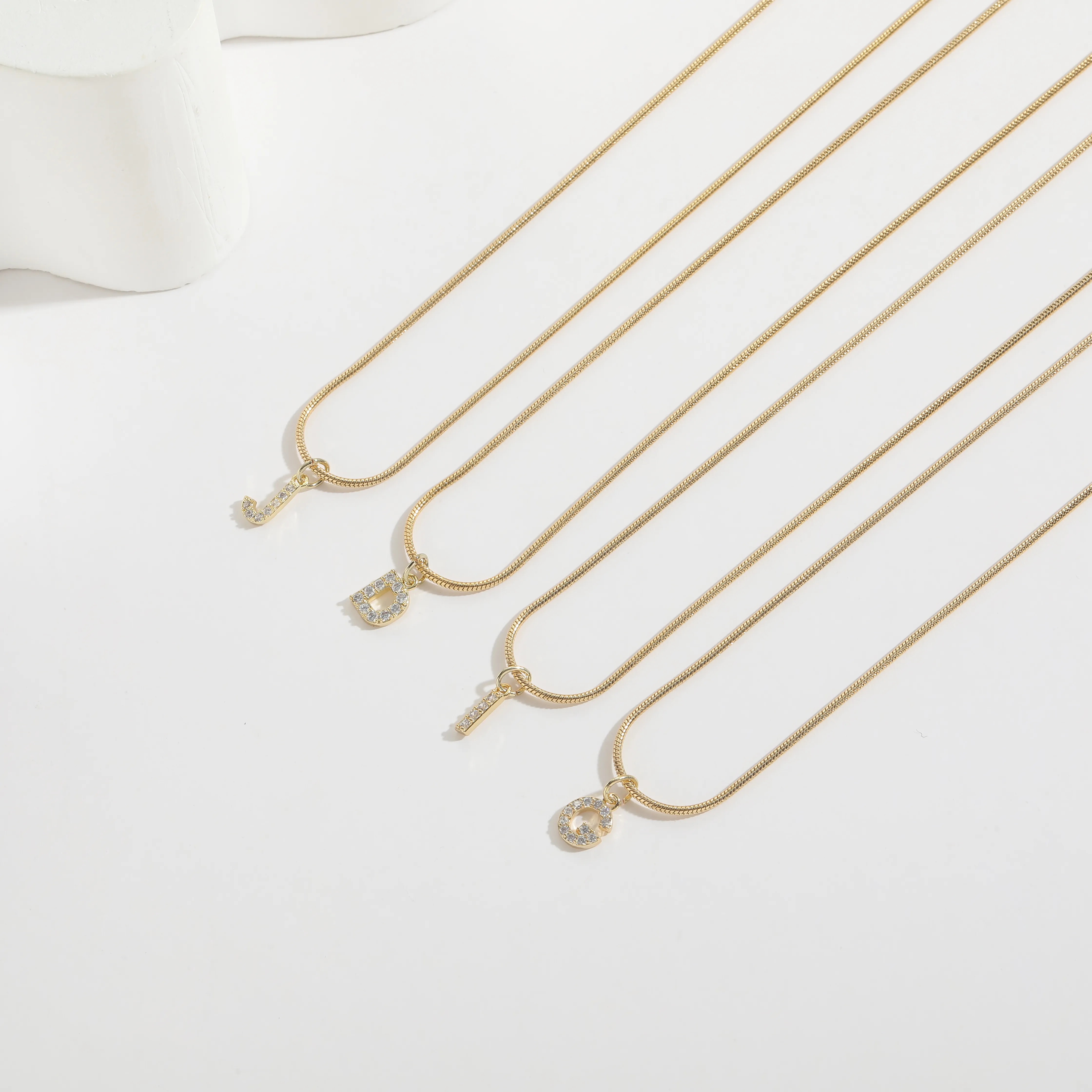 Wholesale Stainess Steel Necklace Classic Style Commute Letter Zircon Inlaid 14K Gold Plated Pendant Necklace