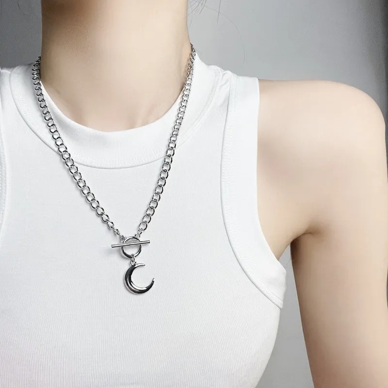 Retro Simple Style Letter Moon Heart Shape Alloy Titanium Steel Plating Inlay Acrylic Artificial Diamond Rhinestones Gold Plated Silver Plated Necklace_colorza_7