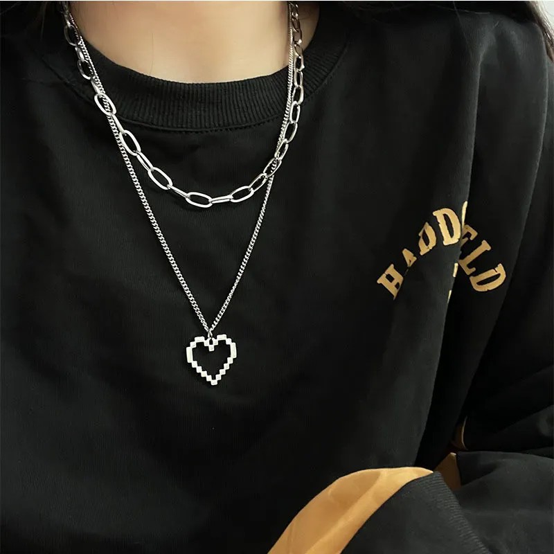 Retro Simple Style Letter Moon Heart Shape Alloy Titanium Steel Plating Inlay Acrylic Artificial Diamond Rhinestones Gold Plated Silver Plated Necklace_colorza_27