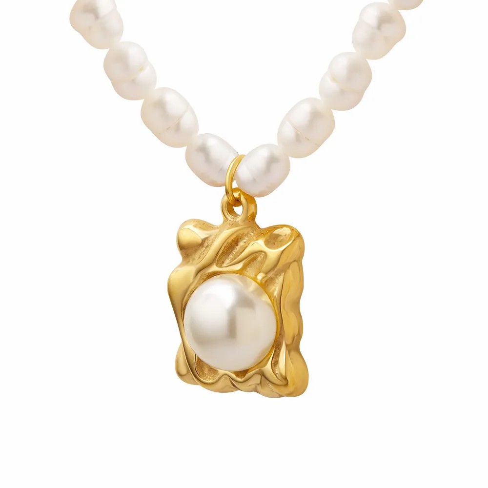 Elegant Luxurious Baroque Style Square Artificial Pearl Titanium Steel Plating 18K Gold Plated Pendant Necklace_colorza_2