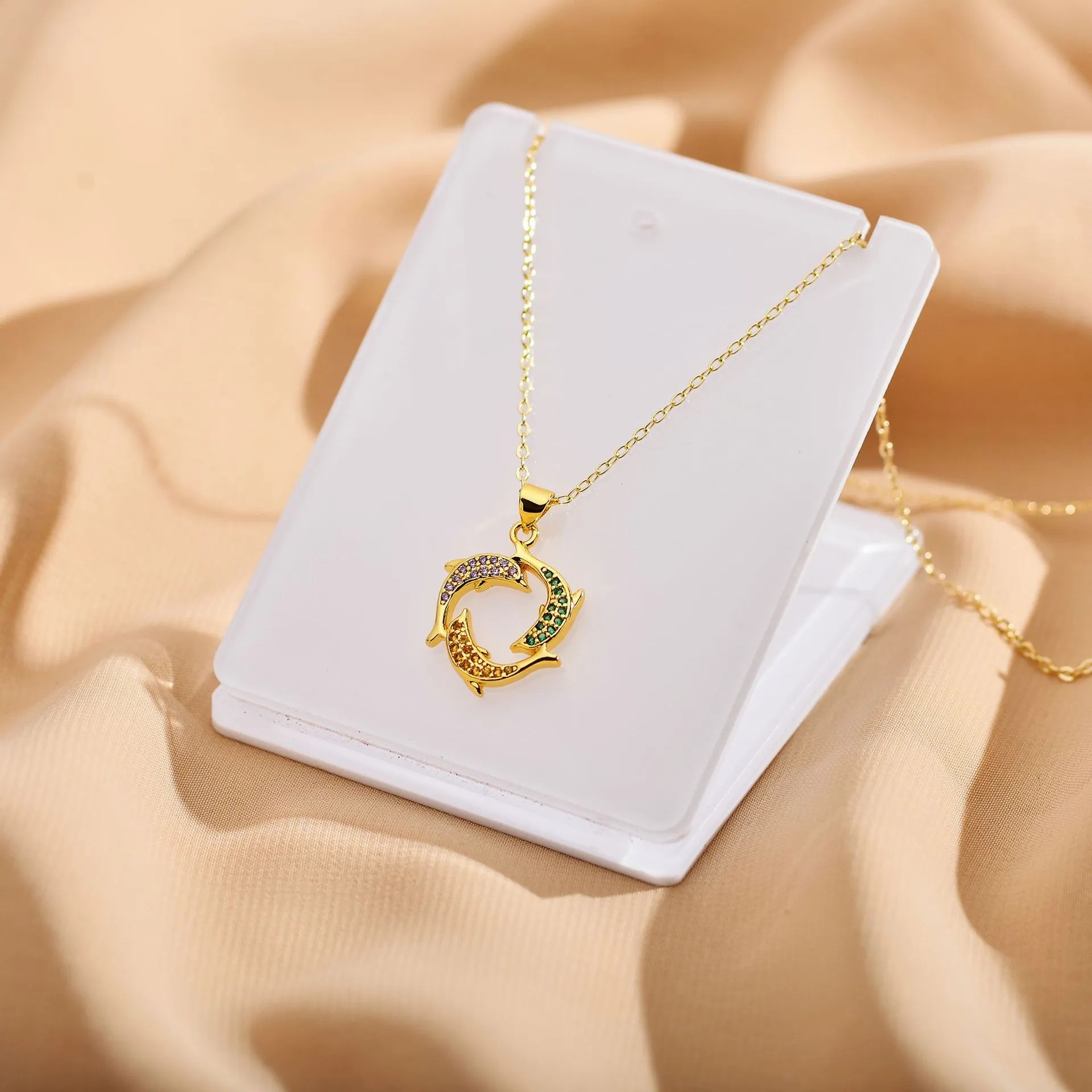 Elegant Dolphin Steel Inlay Zircon Pendant Necklace_colorza_2