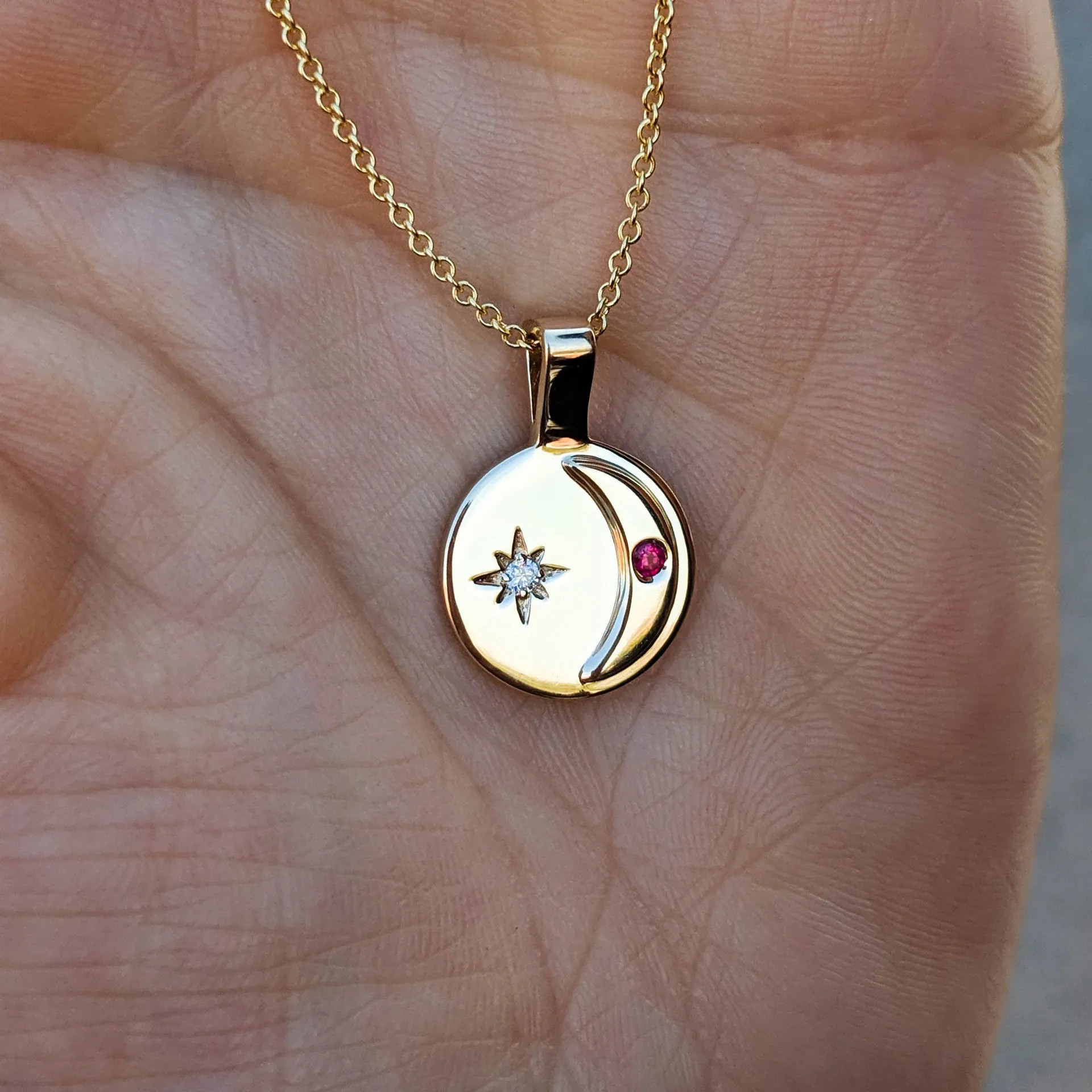 Retro Simple Style Round Star Moon Stainless Steel Plating 18K Gold Plated Pendant Necklace_colorza_3