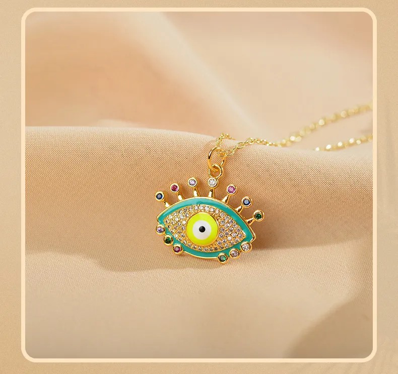 Green Eye Enamel Inlay Zircon Pendant Necklace