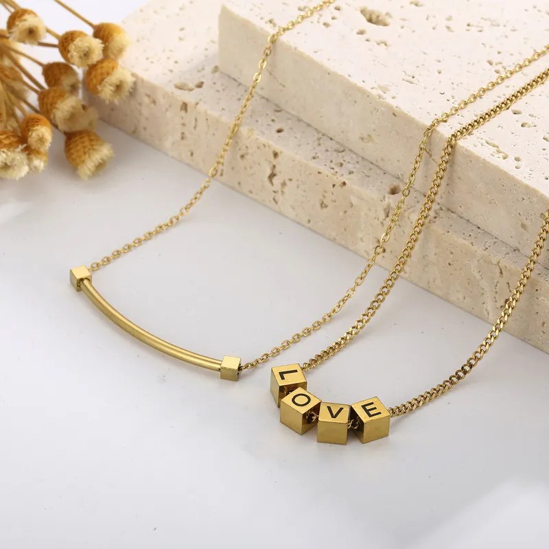 Love Square Solid Color Plating Necklace
