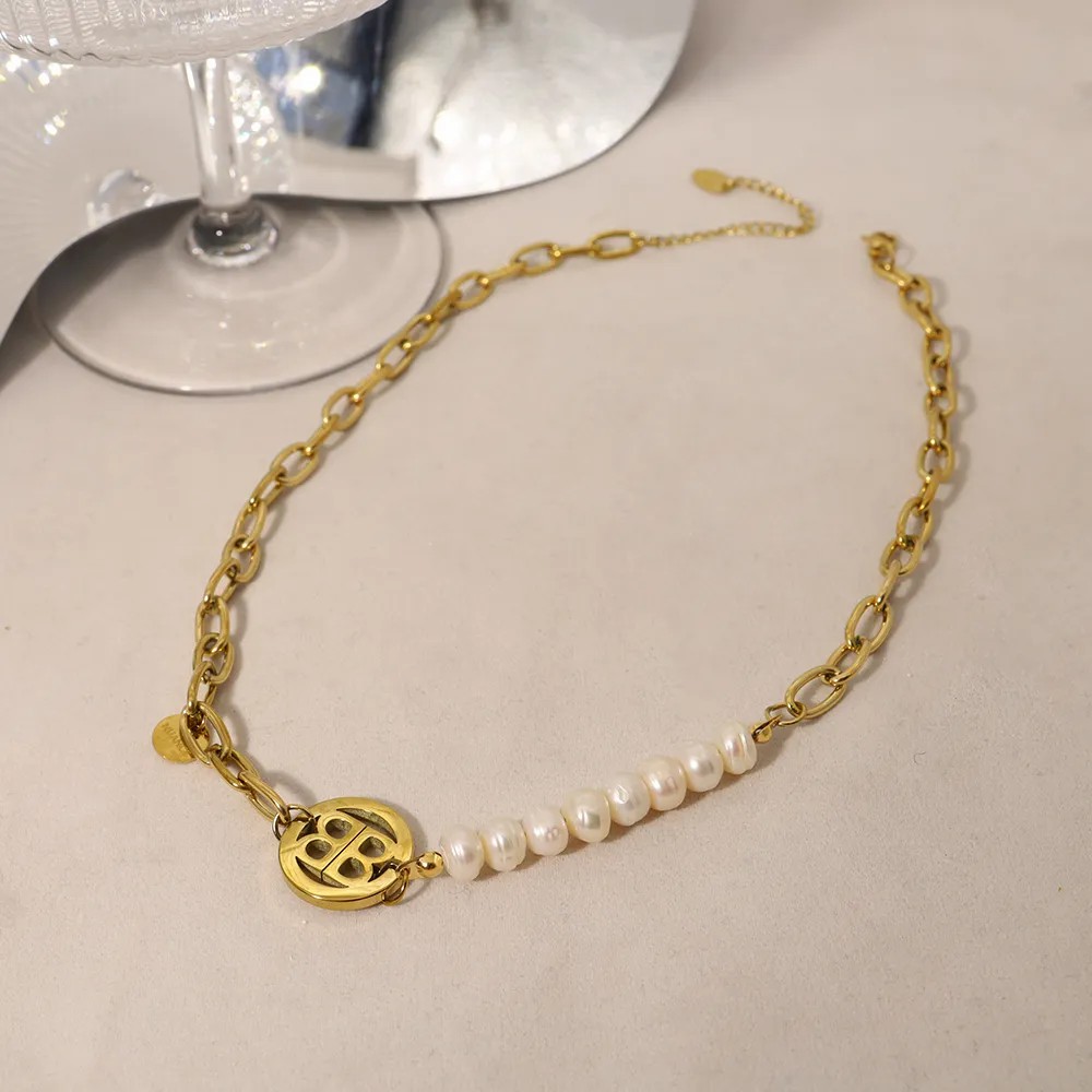 Modern Style Letter Titanium Steel Pearl Plating 14K Gold Plated Pendant Necklace_colorza_2