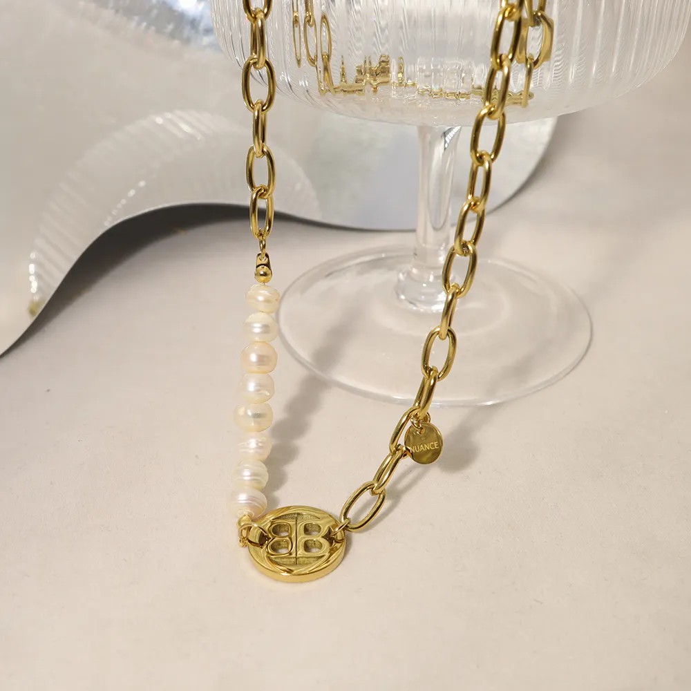 Modern Style Letter Titanium Steel Pearl Plating 14K Gold Plated Pendant Necklace_colorza_3