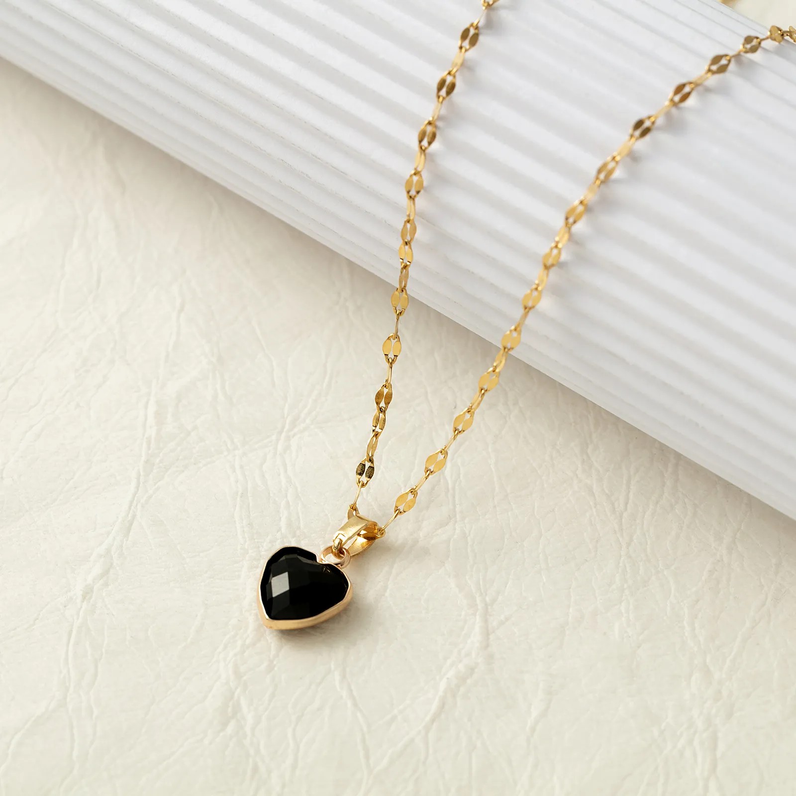 Hip-Hop Sexy Heart Shape Titanium Steel Plating Inlay Zircon 18K Gold Plated Pendant Necklace_colorza_2
