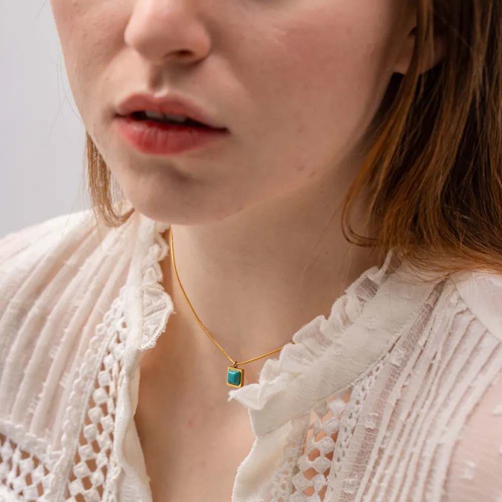 Elegant Square Stainless Steel Inlay Turquoise 18K Gold Plated Pendant Necklace_colorza_8