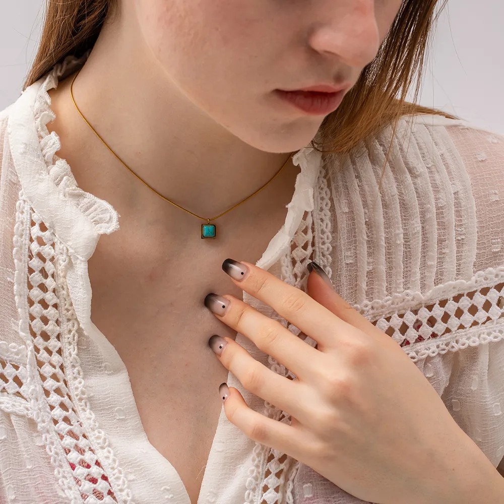 Elegant Square Stainless Steel Inlay Turquoise 18K Gold Plated Pendant Necklace_colorza_11