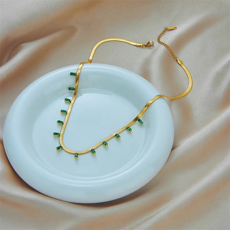 Casual Retro Rectangle Titanium Steel Plating Inlay Artificial Rhinestones 18K Gold Plated Necklace_colorza_3