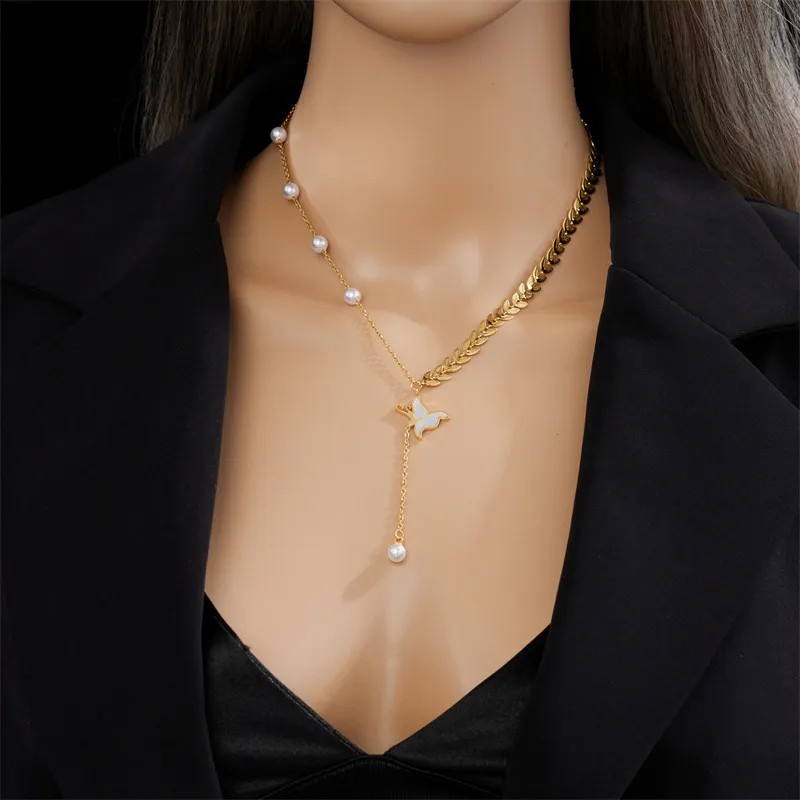 Baroque Style Butterfly Titanium Steel Plating Inlay Shell 18K Gold Plated Pendant Necklace_colorza_5