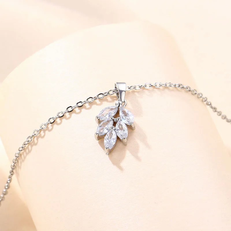 Elegant Leaf Stainless Steel Plating Inlay Zircon 18K Gold Plated Pendant Necklace_colorza_3