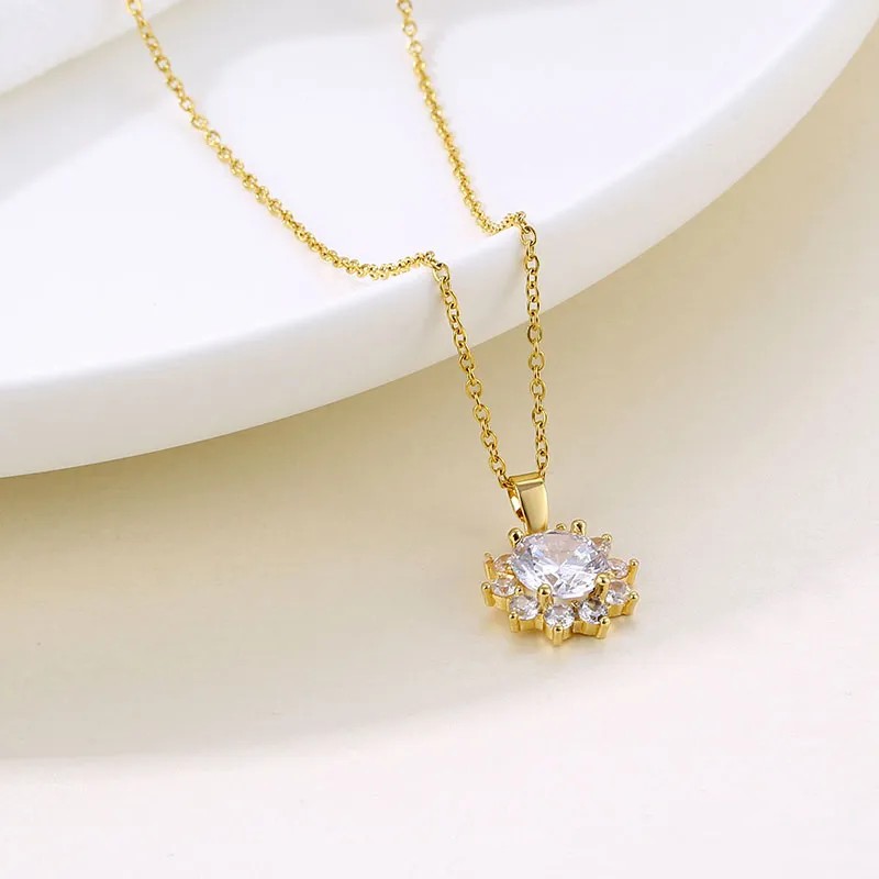 Elegant Flower Stainless Steel Plating Inlay Zircon 18K Gold Plated Pendant Necklace_colorza_1