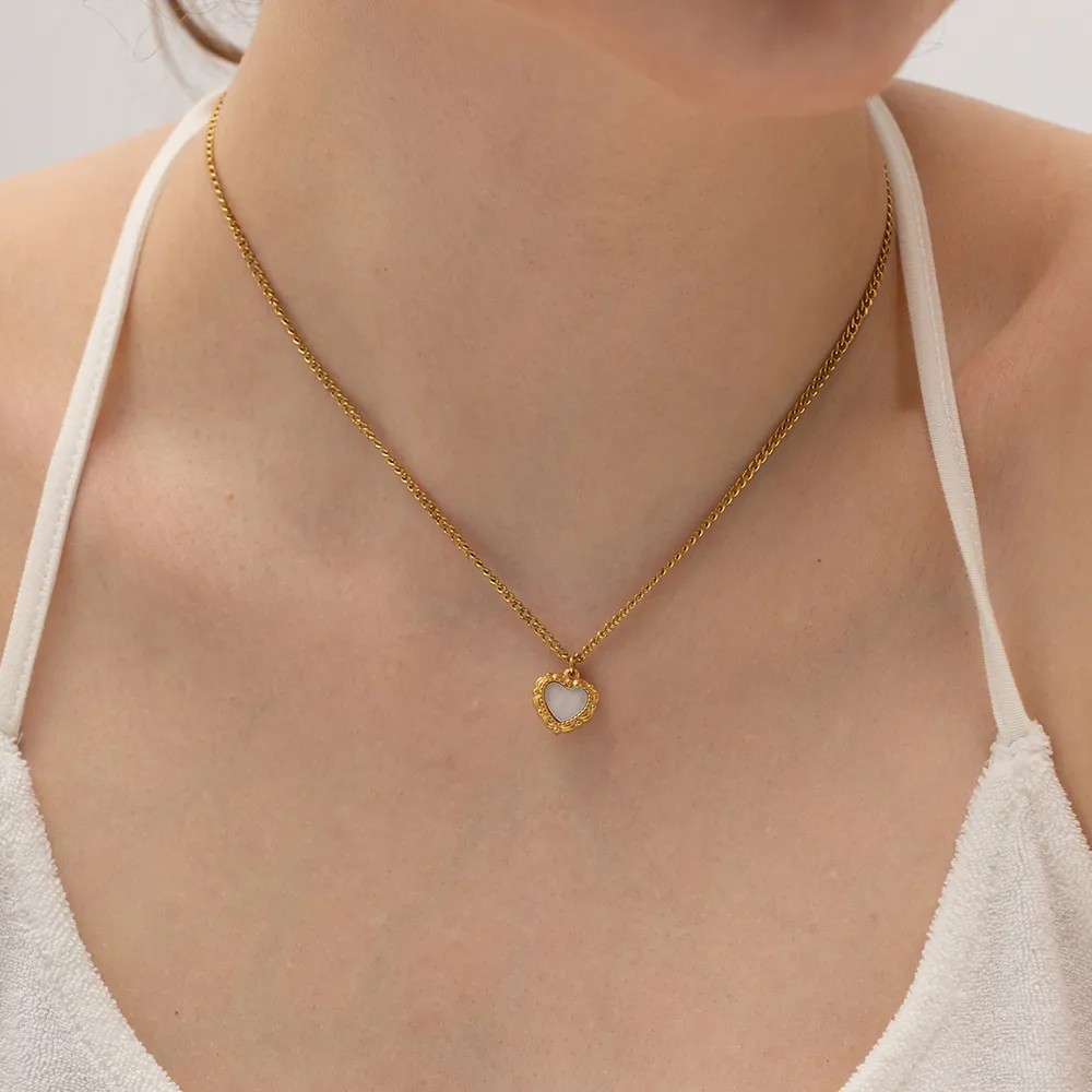 INS Style Heart Shape Stainless Steel Inlay Shell 18K Gold Plated Pendant Necklace_colorza_9