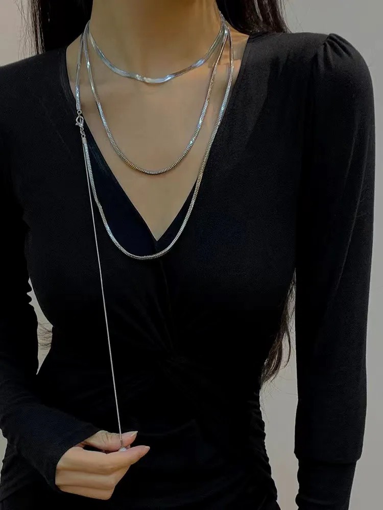 Simple Style Solid Color Titanium Steel Layered Necklaces_colorza_3
