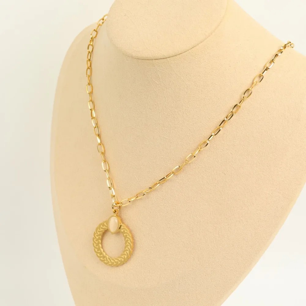 Retro Oval Titanium Steel Plating Inlay Zircon 18K Gold Plated Pendant Necklace_colorza_5