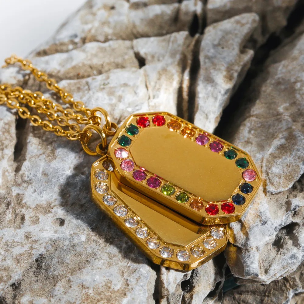 Retro Square Titanium Steel Plating Inlay Rhinestones 18K Gold Plated Pendant Necklace_colorza_5