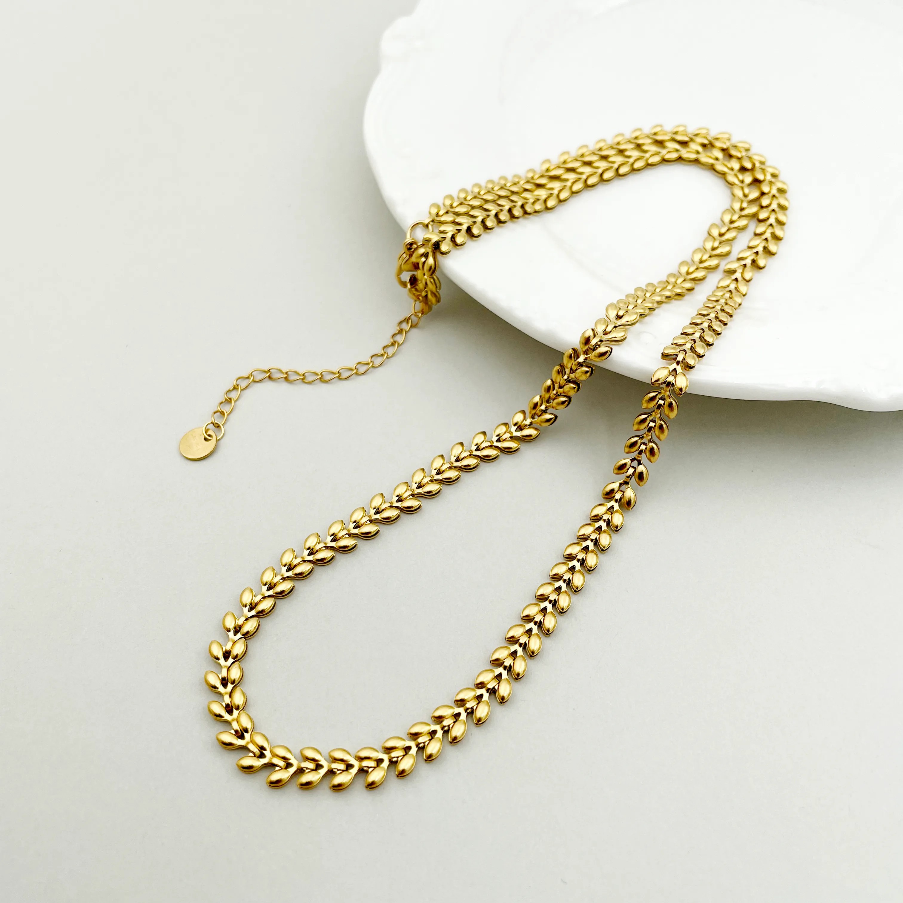 Elegant Solid Color Classic Style Grain Stainless Steel Polishing Plating Gold Plated Necklace_colorza_3