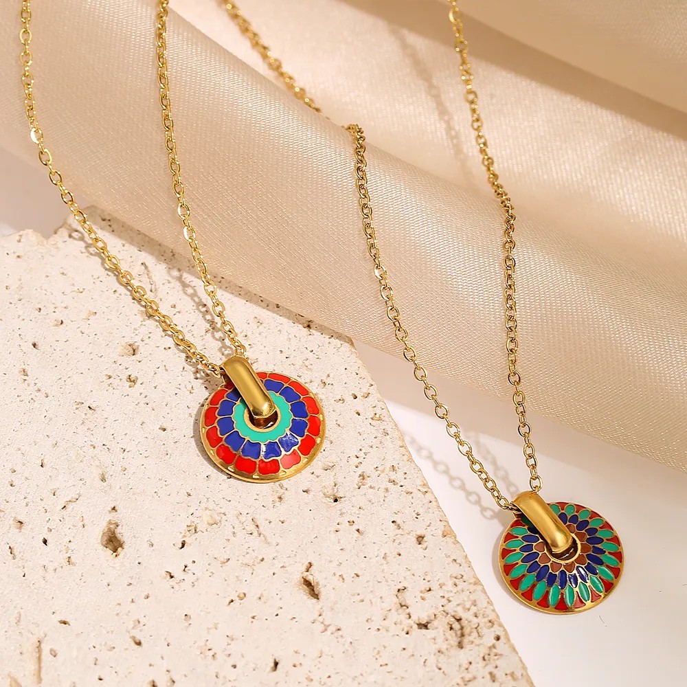 Retro Geometric Round Titanium Steel Enamel Plating 18K Gold Plated Pendant Necklace_colorza_3