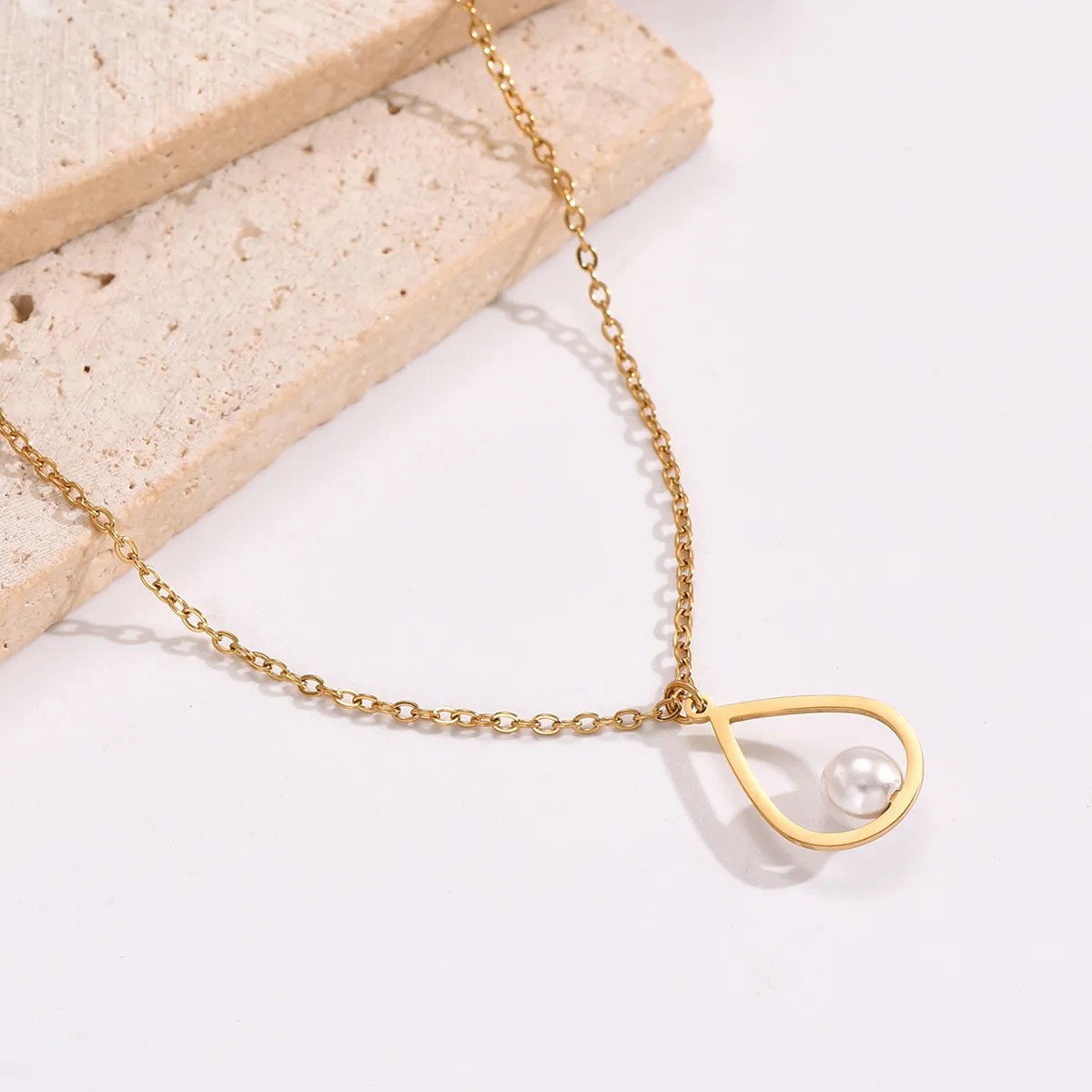 Elegant Simple Style Water Droplets Stainless Steel Plating Inlay Artificial Pearls 14K Gold Plated Pendant Necklace_colorza_3