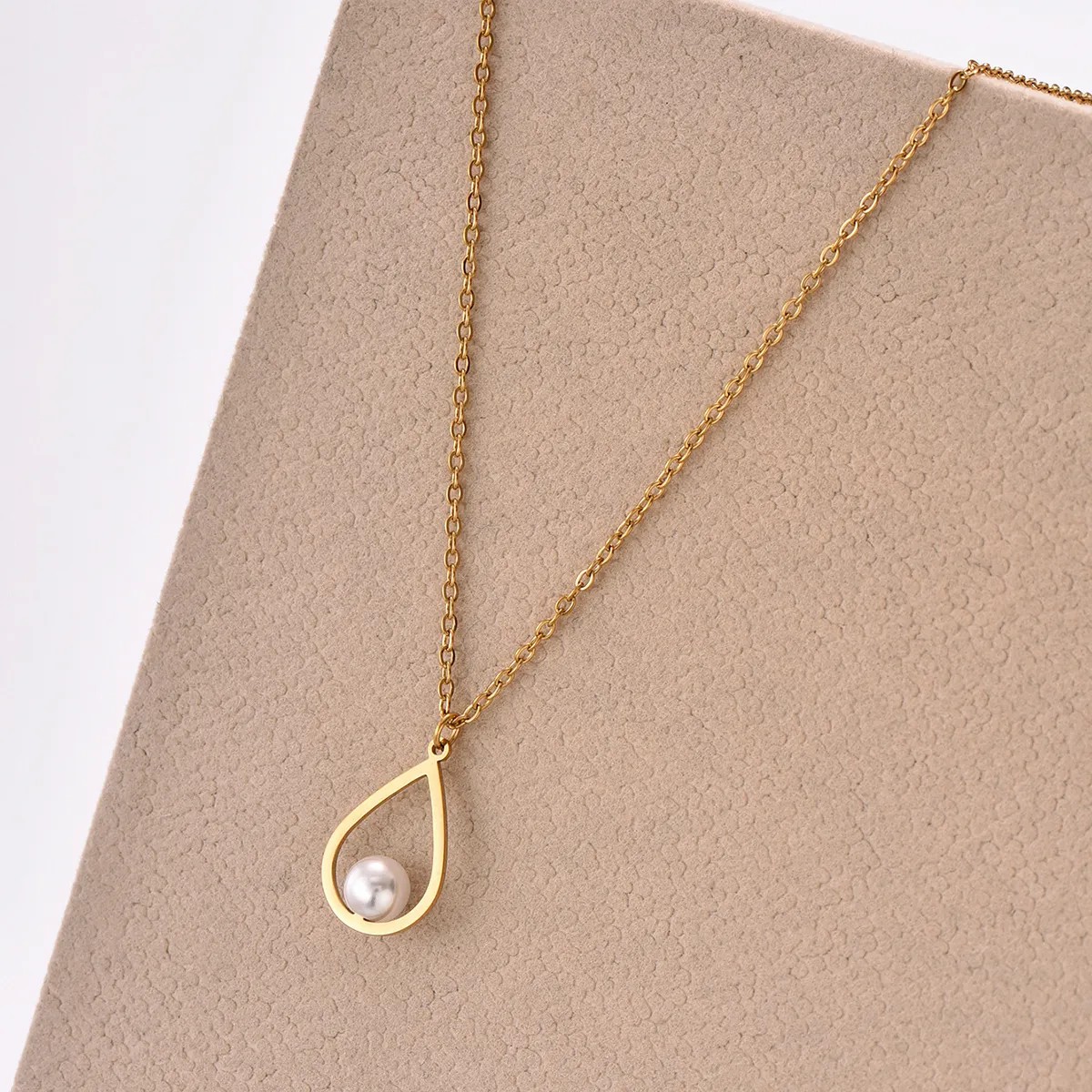 Elegant Simple Style Water Droplets Stainless Steel Plating Inlay Artificial Pearls 14K Gold Plated Pendant Necklace_colorza_4
