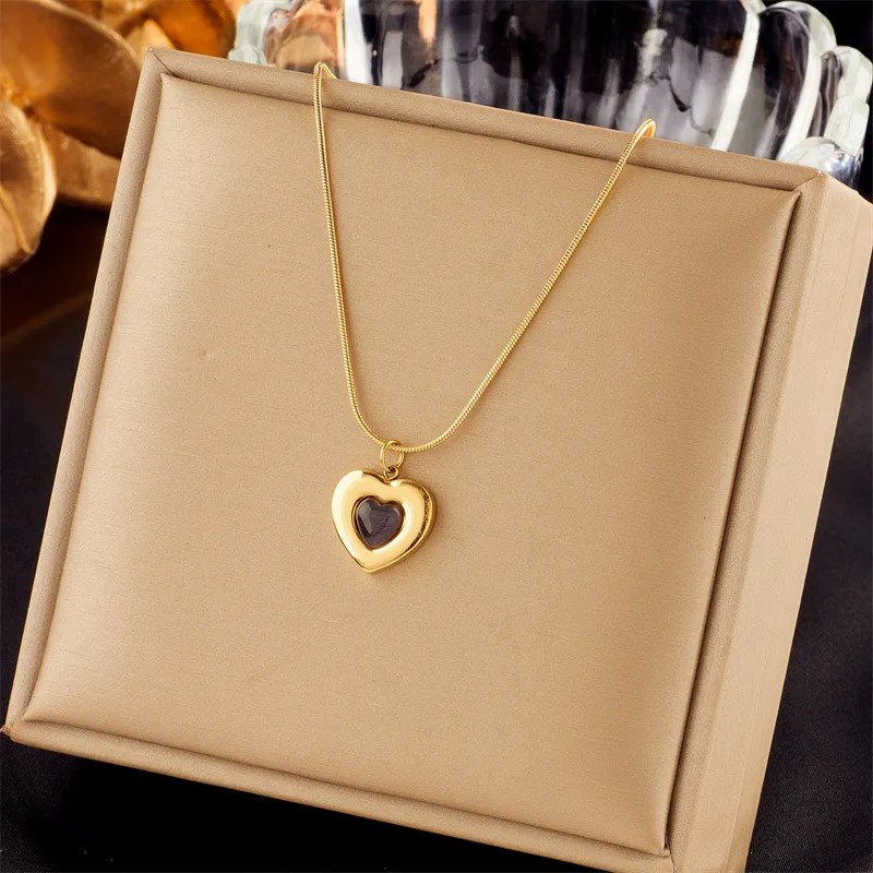 Retro Heart Shape Titanium Steel Plating Inlay Opal 18K Gold Plated Pendant Necklace_colorza_1