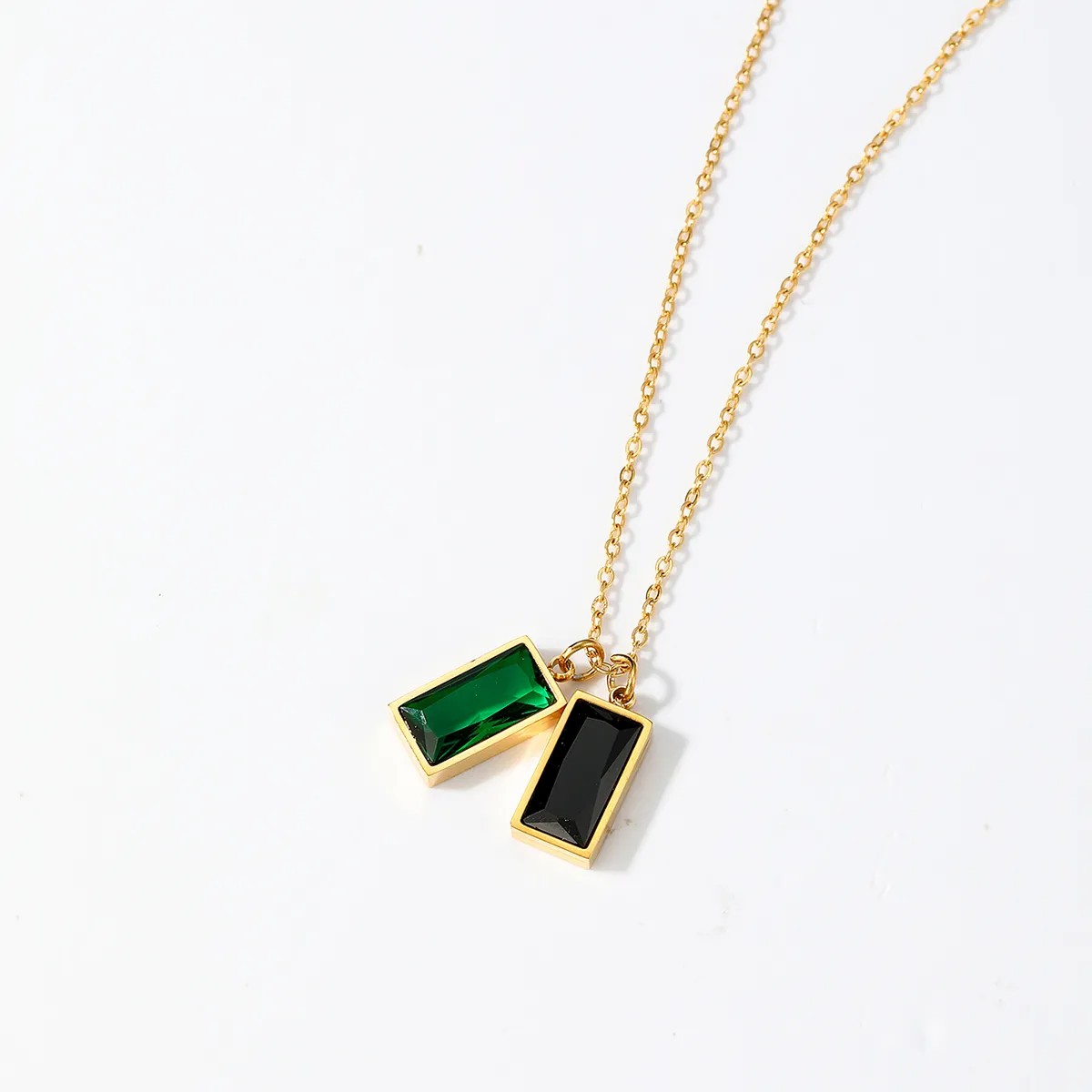 Elegant Rectangle Stainless Steel Plating Inlay Zircon 18K Gold Plated Pendant Necklace Long Necklace_colorza_1