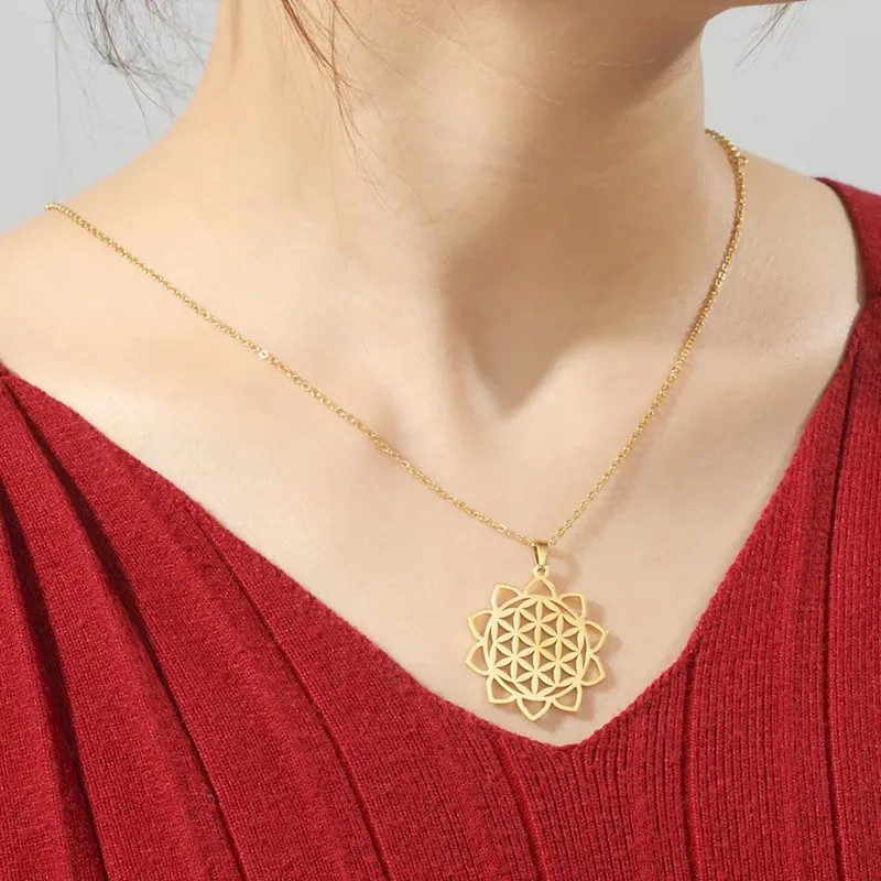 Stainless Steel Hollow Out Flower Pendant Necklace