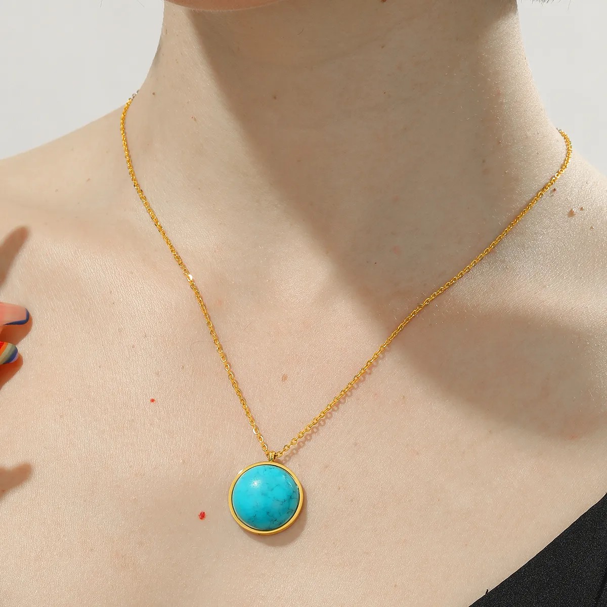 Retro Simple Style Round Stainless Steel Plating Inlay Turquoise 18K Gold Plated Pendant Necklace Long Necklace_colorza_3