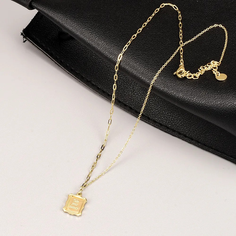 Simple Style Letter Square Titanium Steel Plating 18K Gold Plated Pendant Necklace_colorza_2