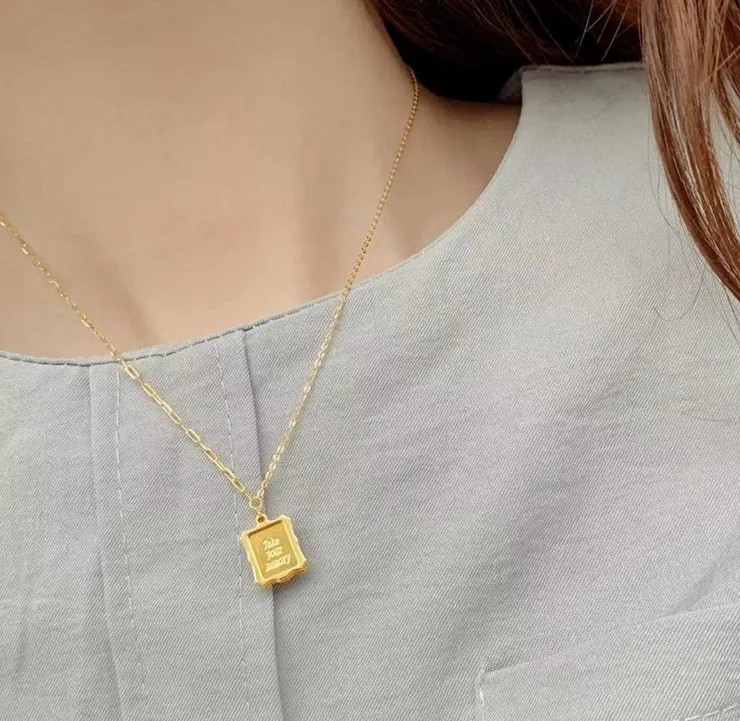 Simple Style Letter Square Titanium Steel Plating 18K Gold Plated Pendant Necklace_colorza_3
