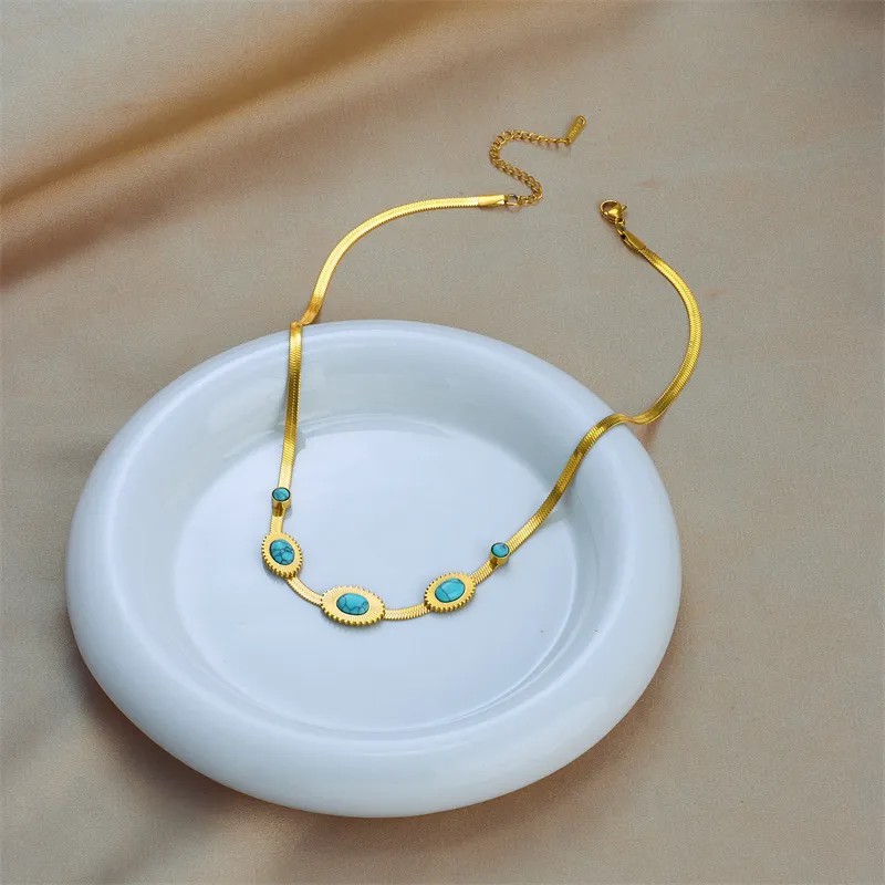 Retro Oval Titanium Steel Inlay Turquoise 18K Gold Plated Necklace_colorza_3