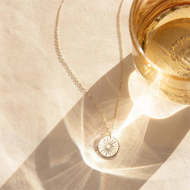 Simple Style Round Sun Stainless Steel Plating 18K Gold Plated Pendant Necklace Long Necklace_colorza_3