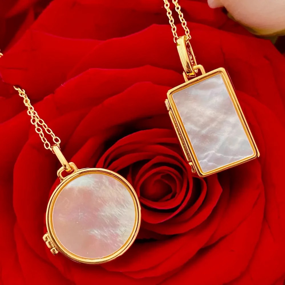 Retro Round Rectangle Titanium Steel Plating Inlay Shell 18K Gold Plated Pendant Necklace_colorza_4