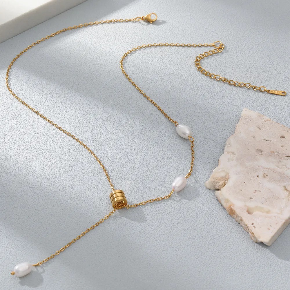 Casual Simple Style Solid Color Stainless Steel Freshwater Pearl Plating 18K Gold Plated Pendant Necklace_colorza_3
