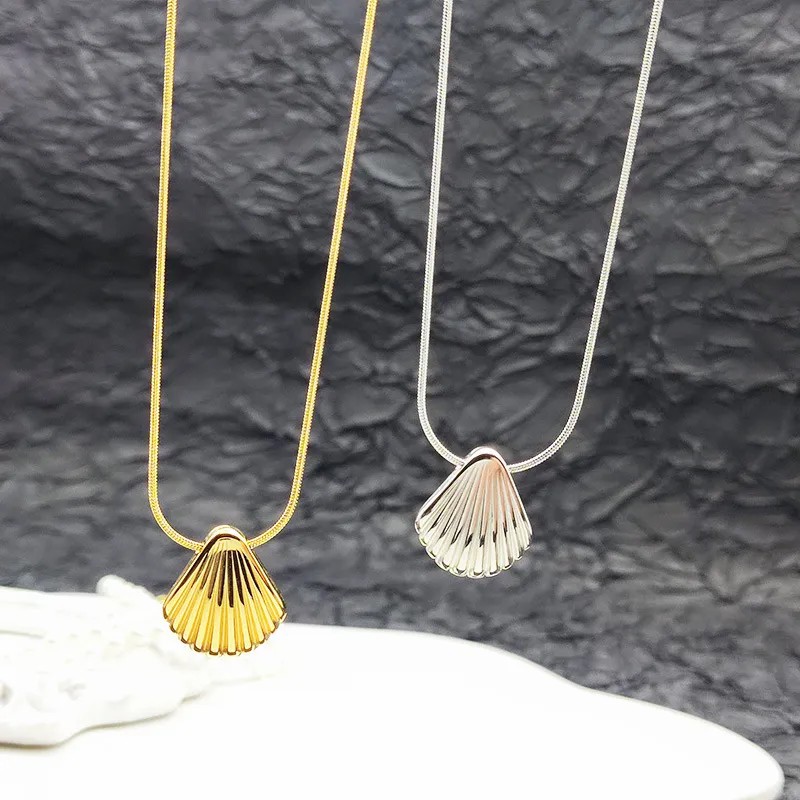 Simple Style Shell Titanium Steel Plating 18K Gold Plated Pendant Necklace_colorza_3
