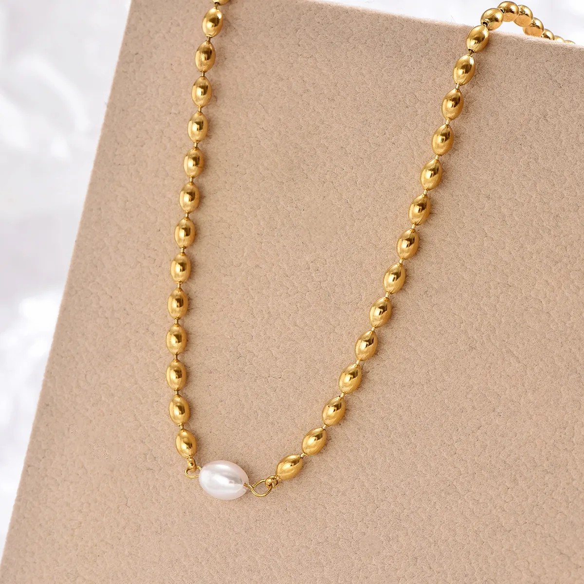 French Style Oval Stainless Steel Pearl Plating 14K Gold Plated Necklace_colorza_2