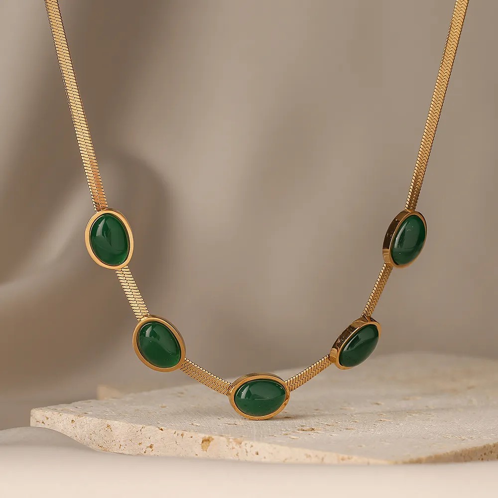 Elegant Retro Oval Titanium Steel Plating Inlay Artificial Gemstones 18K Gold Plated Choker_colorza_2