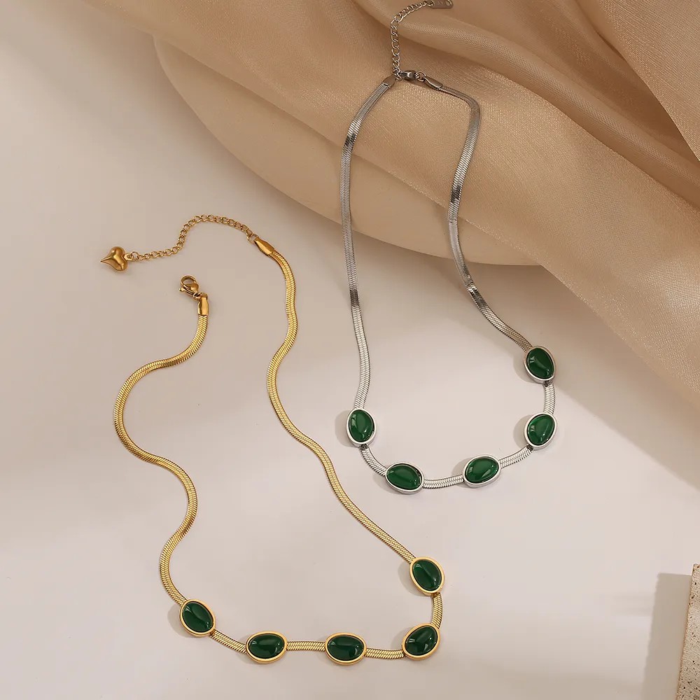 Elegant Retro Oval Titanium Steel Plating Inlay Artificial Gemstones 18K Gold Plated Choker_colorza_4