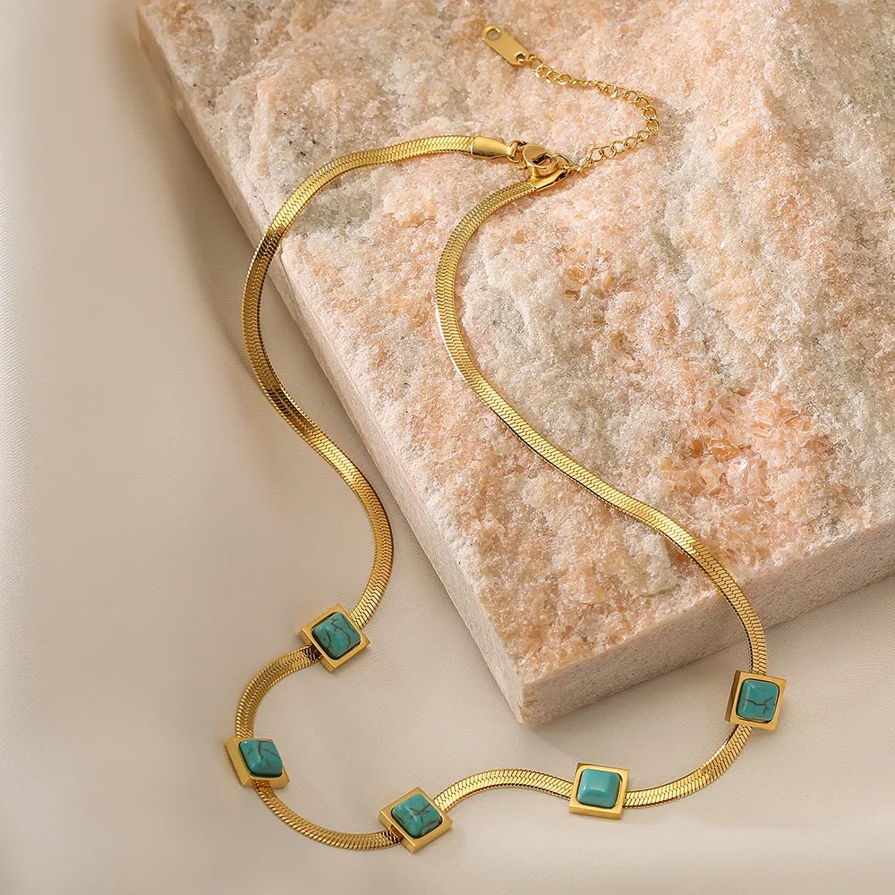 Retro Square Titanium Steel Plating Inlay Turquoise 18K Gold Plated Necklace_colorza_5