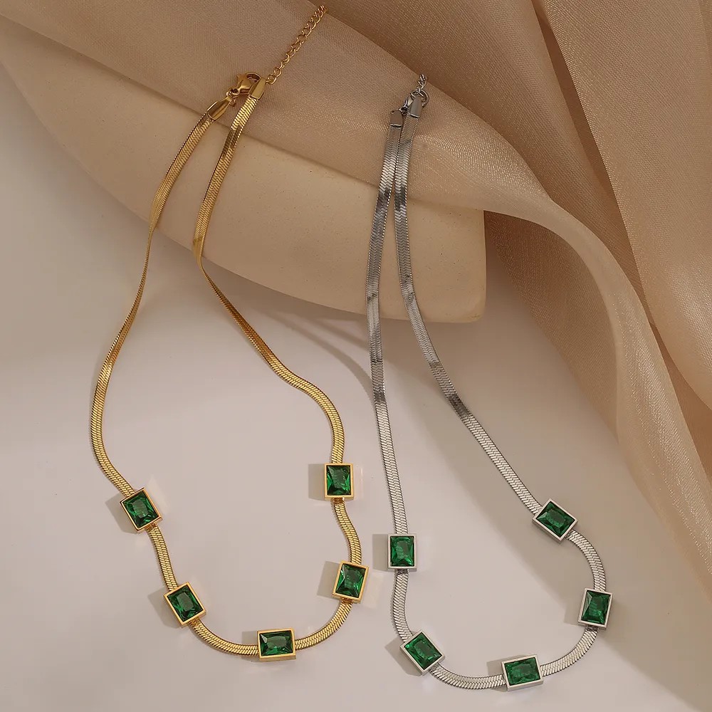 Simple Style Commute Square Titanium Steel Plating Inlay Zircon 18K Gold Plated Necklace_colorza_4