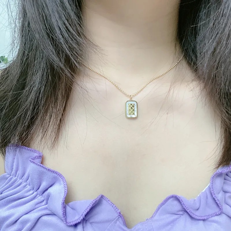 Elegant Retro Rectangle Titanium Steel Plating Inlay Shell 18K Gold Plated Pendant Necklace Long Necklace_colorza_3