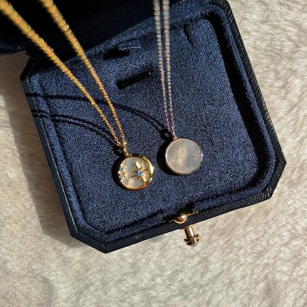 Artistic Star Stainless Steel Polishing Zircon 18K Gold Plated Pendant Necklace_colorza_2