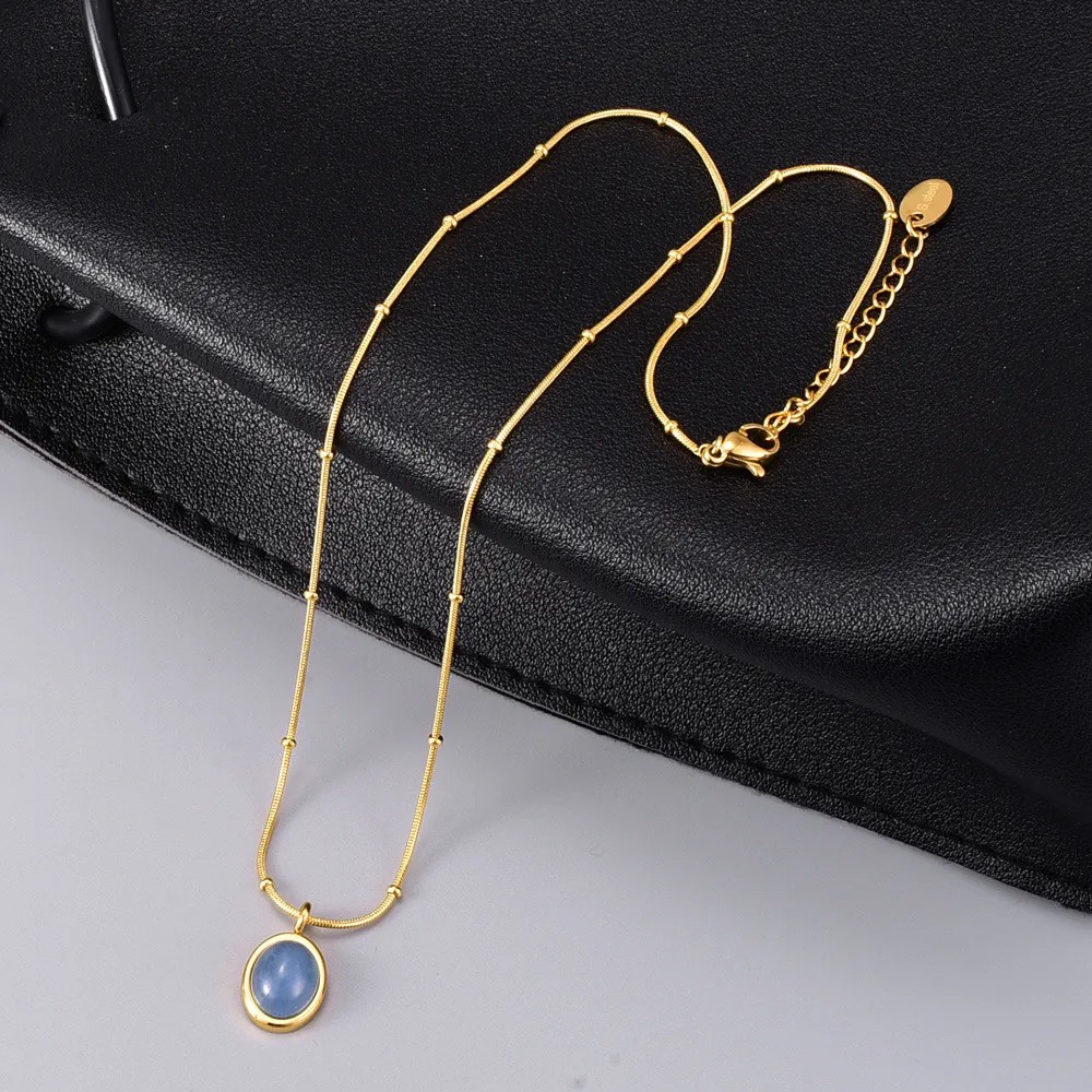 Simple Style Oval Titanium Steel Inlay Gem 18K Gold Plated Necklace_colorza_4
