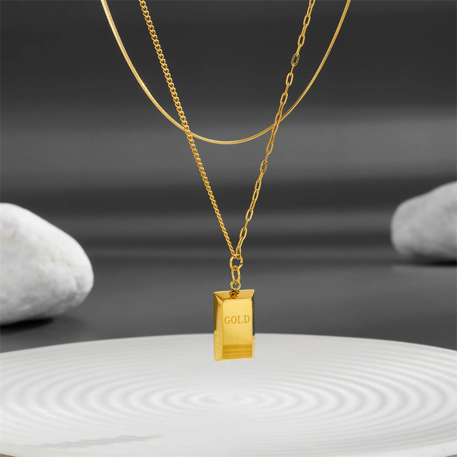 Elegant Luxurious Rectangle Titanium Steel Plating 18K Gold Plated Layered Necklaces_colorza_2