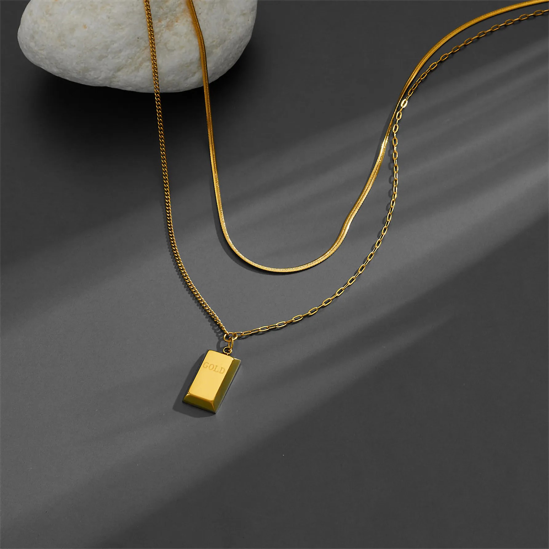 Elegant Luxurious Rectangle Titanium Steel Plating 18K Gold Plated Layered Necklaces_colorza_3