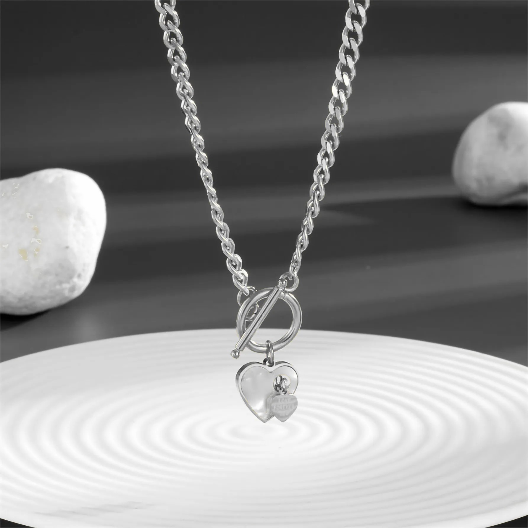 Hip-Hop Punk Heart Shape Titanium Steel Plating Inlay Shell 18K Gold Plated Pendant Necklace_colorza_3