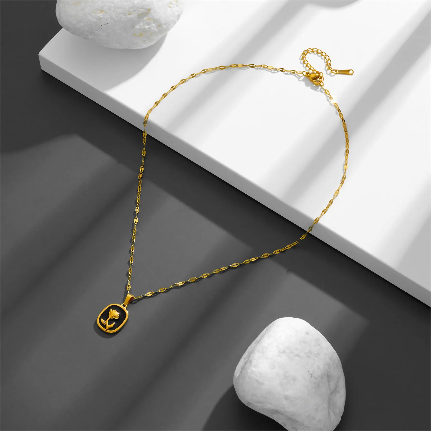 Hip-Hop Vintage Style Flower Titanium Steel Enamel Plating Inlay Zircon 18K Gold Plated Pendant Necklace_colorza_3