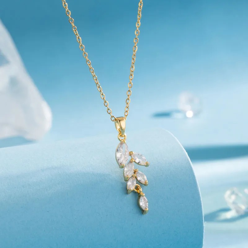 Modern Style Animal Water Droplets Flower Stainless Steel Inlay Zircon Gold Plated Pendant Necklace_colorza_5